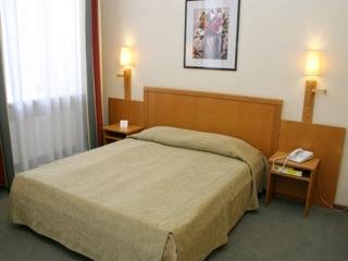 Hotel Oktiabrskaya
