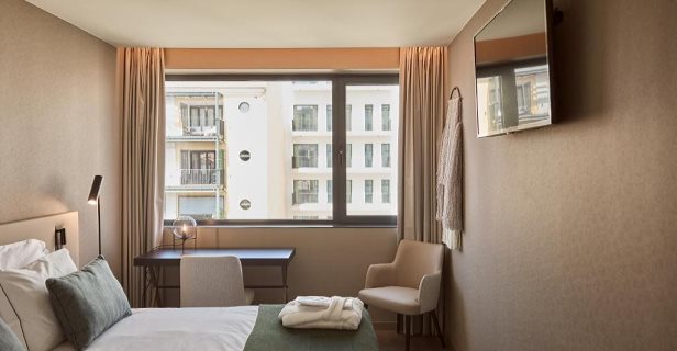Hotel Omid Saldanha