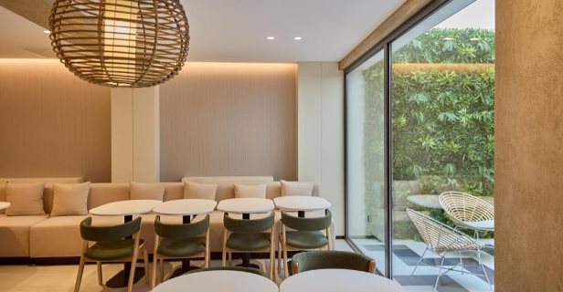 Hotel Omid Saldanha