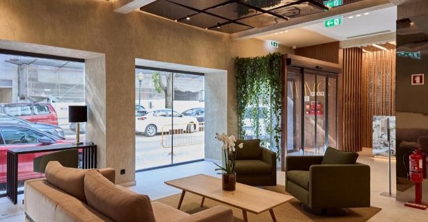 Hotel Omid Saldanha