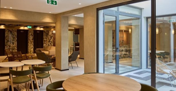 Hotel Omid Saldanha