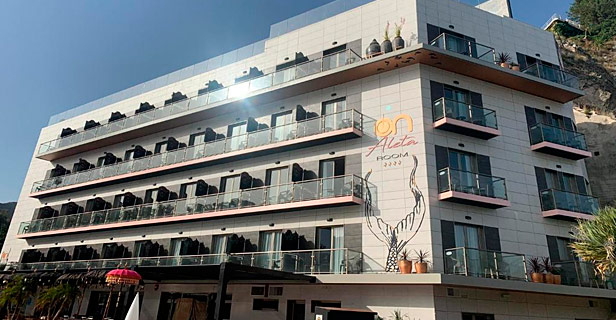 Hotel On Aleta Room
