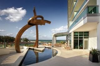 Hotel One Bal Harbour Resort And Spa