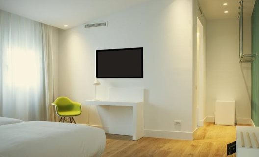 Hotel One Shot 23