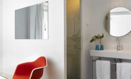 Hotel One Shot 23