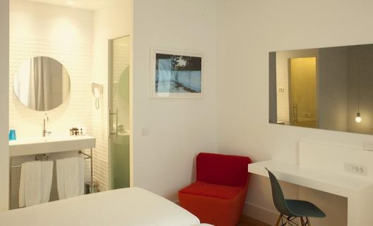Hotel One Shot 23