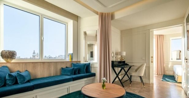 Hotel Only You Valencia