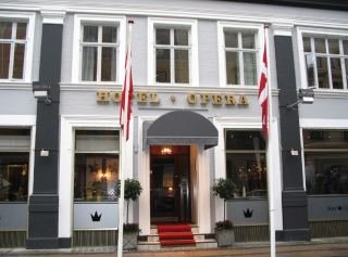 Hotel Opera