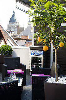 Hotel Opera Garden & Apartments