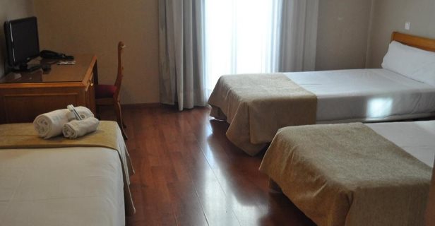 Hotel Oriente Atiram