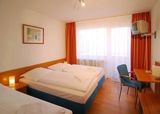 Hotel Orly