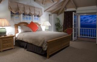 Hotel Pacific Edge