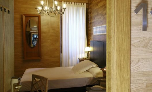 Hotel Palacio De La Serna