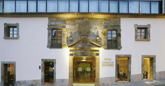 Hotel Palacio De Meras