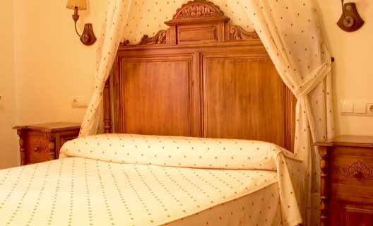 Hotel Palacio De Monfarracinos