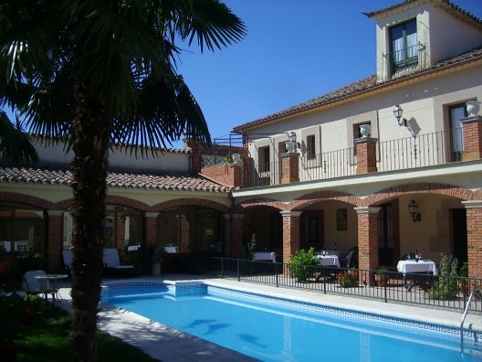 Hotel Palacio De Monfarracinos