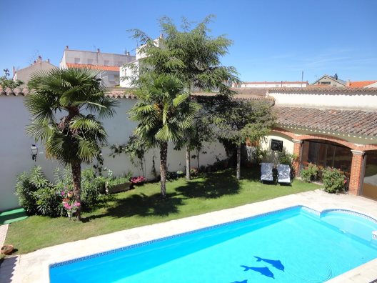 Hotel Palacio De Monfarracinos