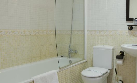 Hotel Palacio Rejadorada