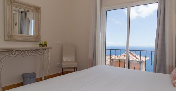 Hotel Palheiro Village
