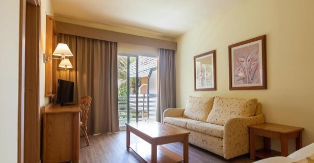 Hotel Palmira Paradise Suites