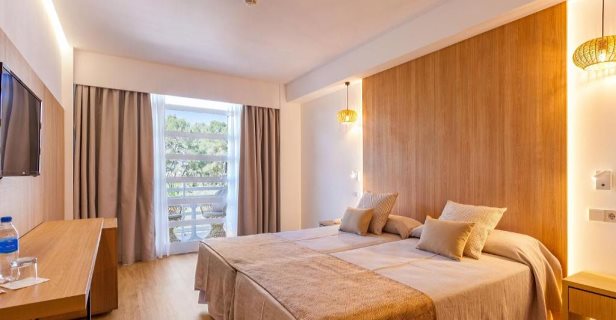 Hotel Palmira Paradise Suites