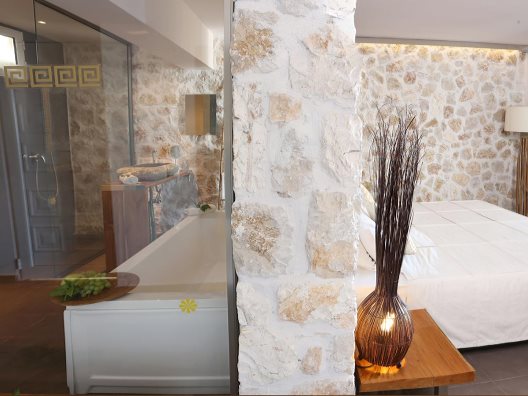 Hotel Pantokrator