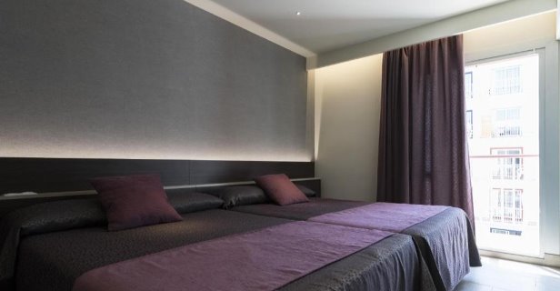 Hotel Papi Blau