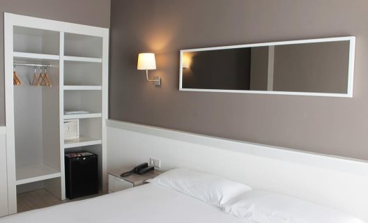 Hotel Paral-lel