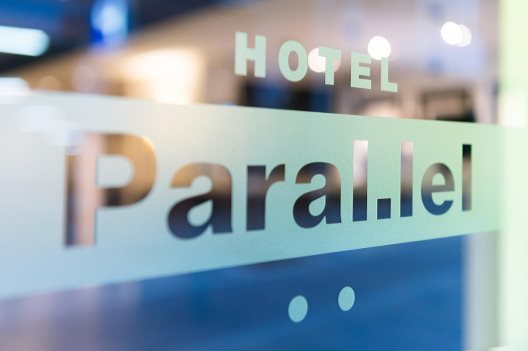 Hotel Parallel
