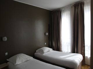 Hotel Paris Legendre