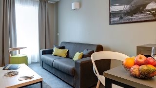 Hotel Park And Suites Elegance Le Bourget