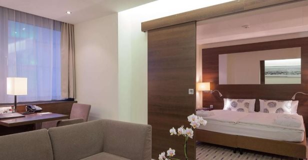 Hotel Park Inn By Radisson Berlin Alexanderplatz