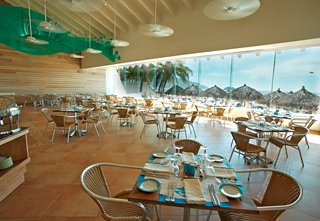 Hotel Park Royal  Ixtapa All Inclusive
