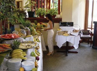 Hotel Parque Del Lago