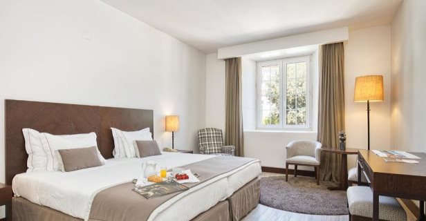 Hotel Pateo Dos Solares