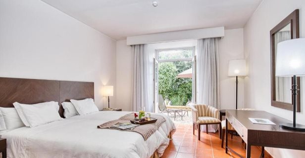 Hotel Pateo Dos Solares