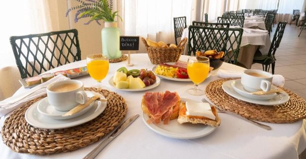 Hotel Pato Rojo