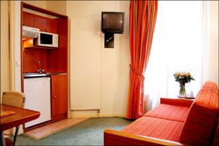 Hotel Pavillon Monceau Palais Des Congrès