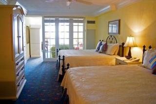 Hotel Pelican Grand Beach Resort