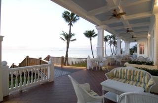 Hotel Pelican Grand Beach Resort