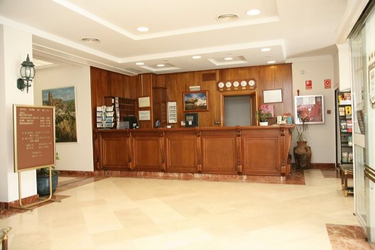 Hotel Peña De Arcos