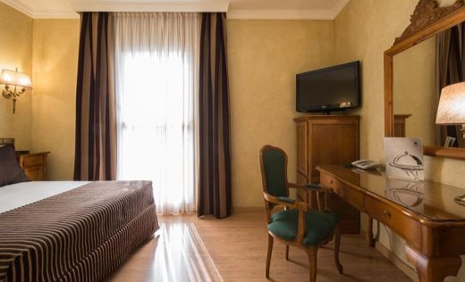 Hotel Pere IV