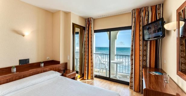 Hotel Perla Marina