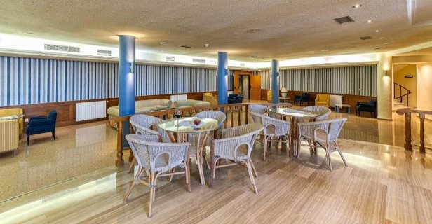 Hotel Perla Marina