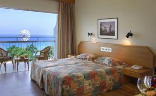 Hotel Pernera Beach