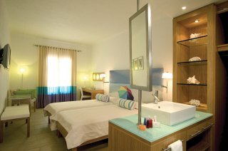 Hotel Petassos Beach
