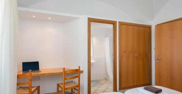 Hotel Petit Hostatgeria Sant Salvador