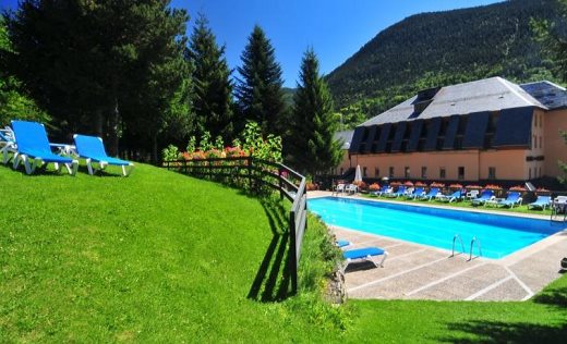 Hotel Petit Lacreu