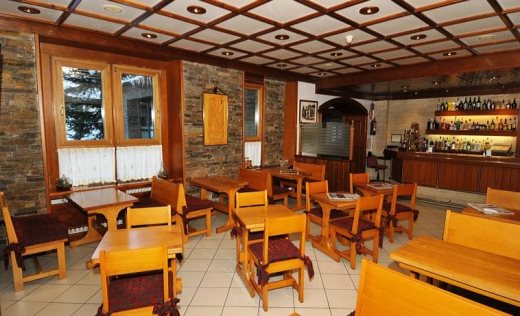 Hotel Petit Lacreu