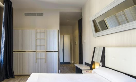 Hotel Petit Palace Italia Gran Via